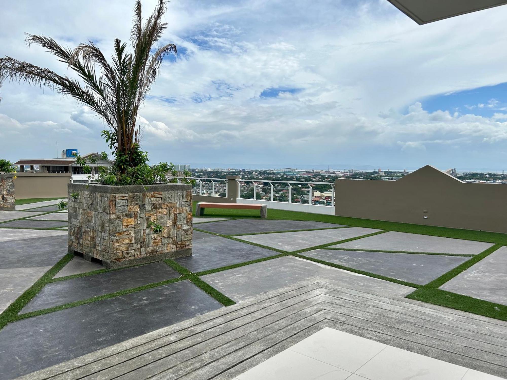 The Atherton Paranaque City 外观 照片